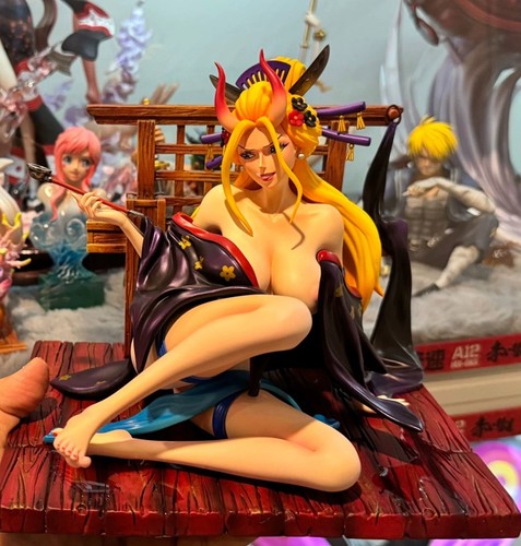 Figurina pezzo unico - , studio