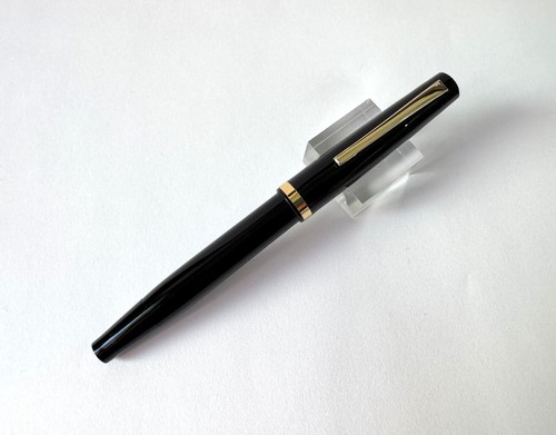 Omas studio resin black - omas,